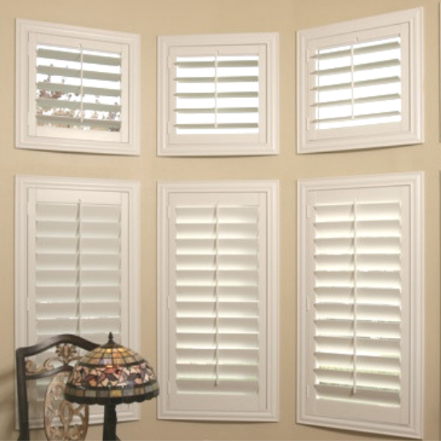 Sunburst shutters on a Chicago bay window