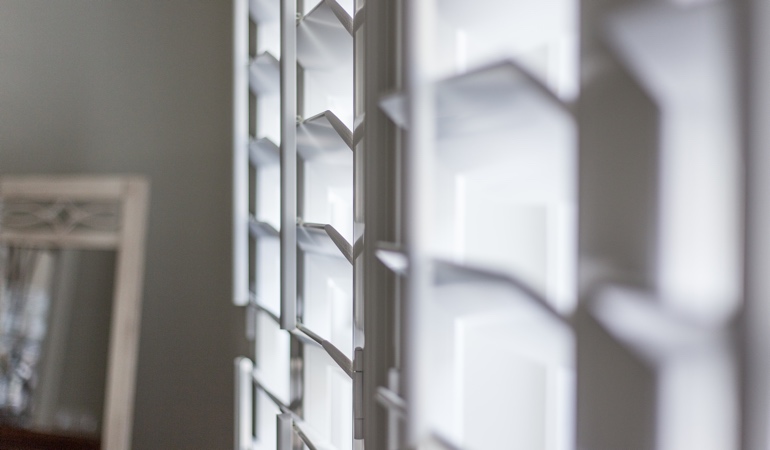 Your faux wood should have solid louvers if you want energy efficiency and a real-wood feel. Faux Wood Plantation Shutters in Chicago